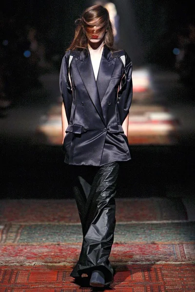 Look 36